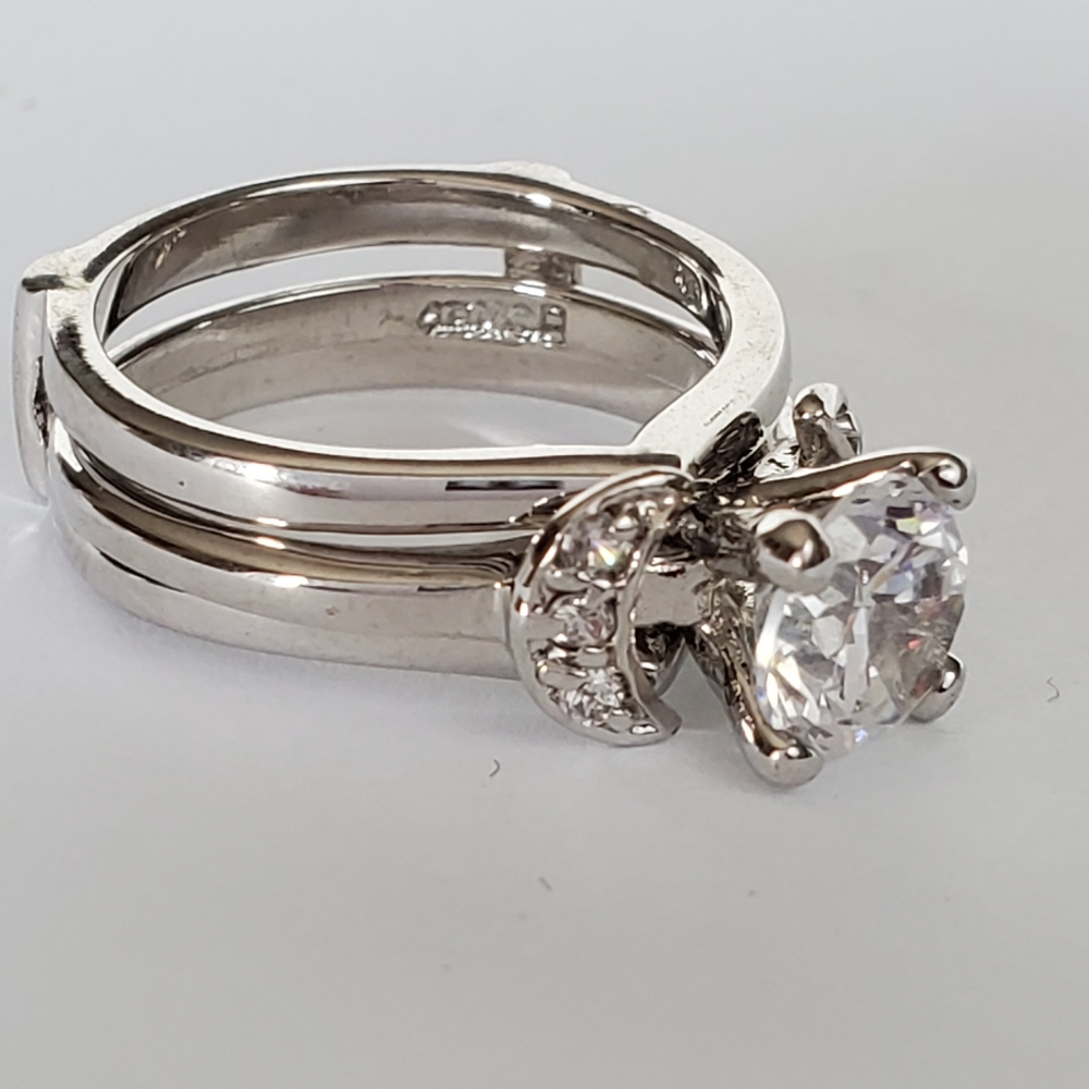 Silver Plated Wedding Band Ring Set Size 5 Cubic Zirconia 1.5 CWT * - Picture 5 of 10